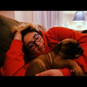 Meet your Posher, Yulisa